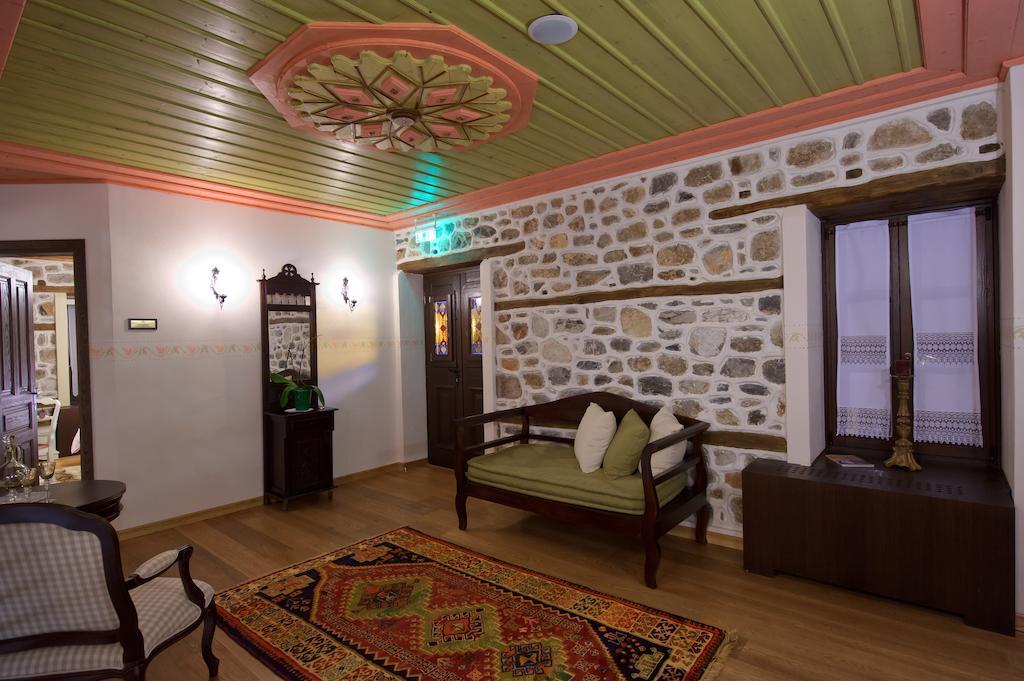 Orologopoulos Mansion Luxury Hotel كاستوريا المظهر الخارجي الصورة